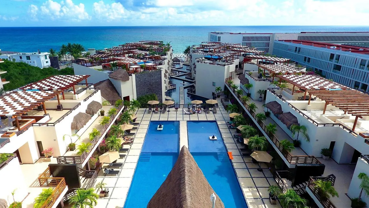 Aldea Thai By Blue Oceanfront Playa del Carmen Mexico