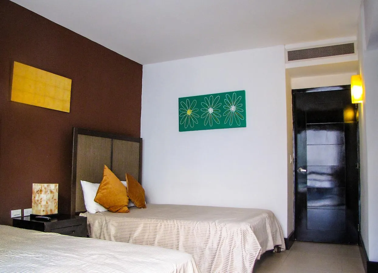 Aparthotel Aldea Thai By Blue Oceanfront Playa del Carmen