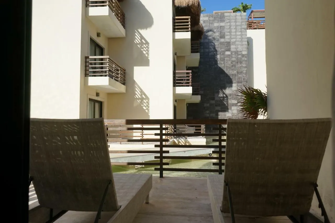 Aldea Thai By Blue Oceanfront Playa del Carmen Aparthotel